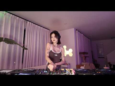 Kira X - drive &amp; groove