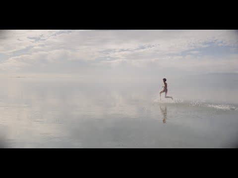 [FRESH VIDEO] Arctic Monkeys – Opening Night