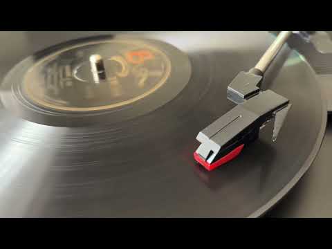 Knockin’ A Jug, Louis Armstrong &amp; His Orchestra, Okeh 8703