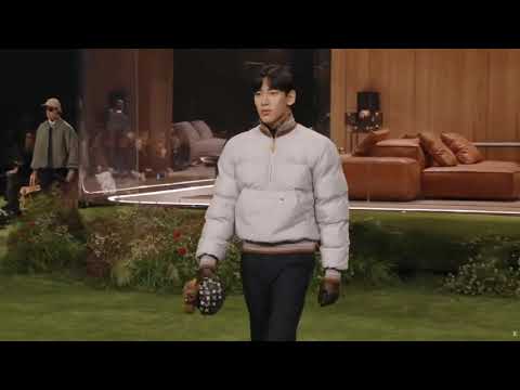 [FRESH] A$AP Rocky &amp; Pharrell debut new track at Louis Vuitton Fashion Show